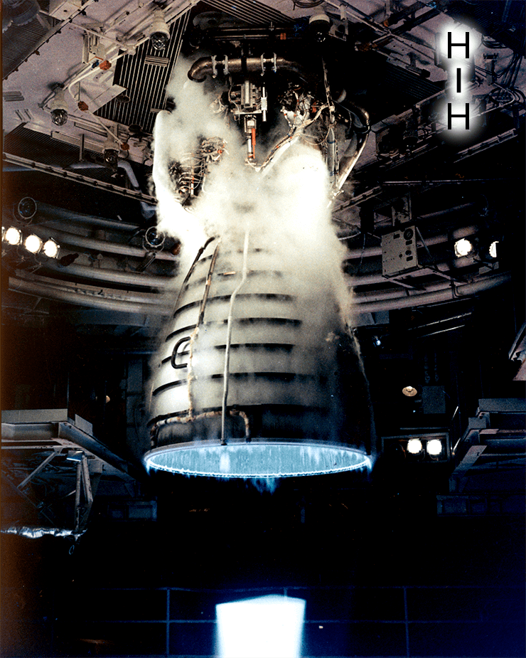 Испытания ракетного двигателя RS-25
