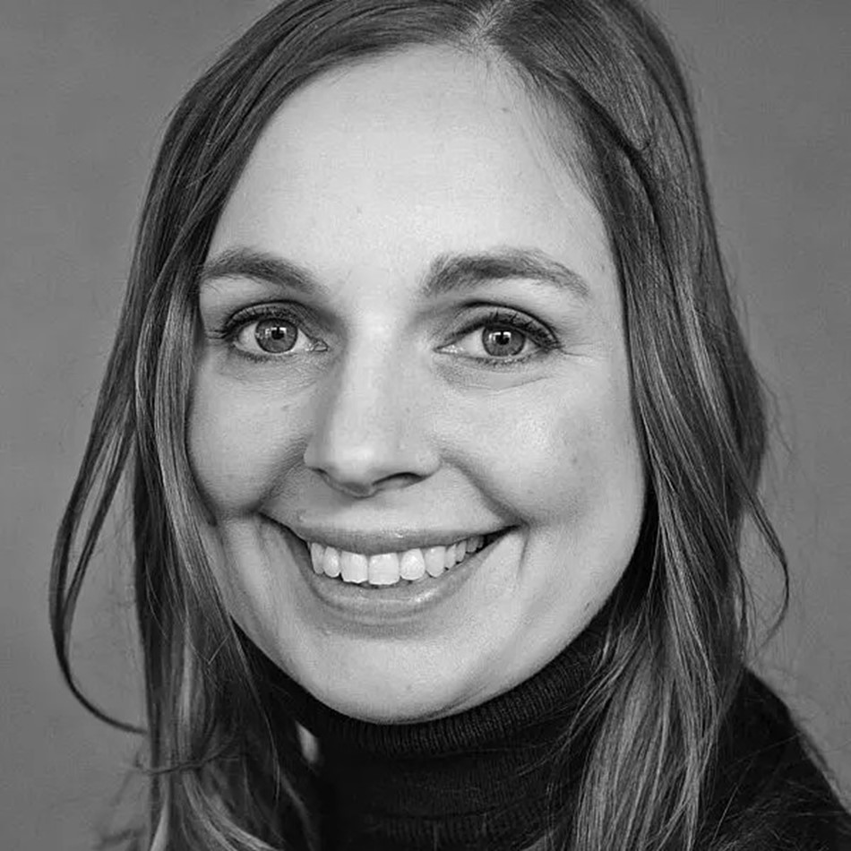 Карла Хэфнер живет в Германии, работает врачом и пишет книги для детей: совсем малышей и школьников