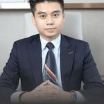CEO Phạm Tuấn
