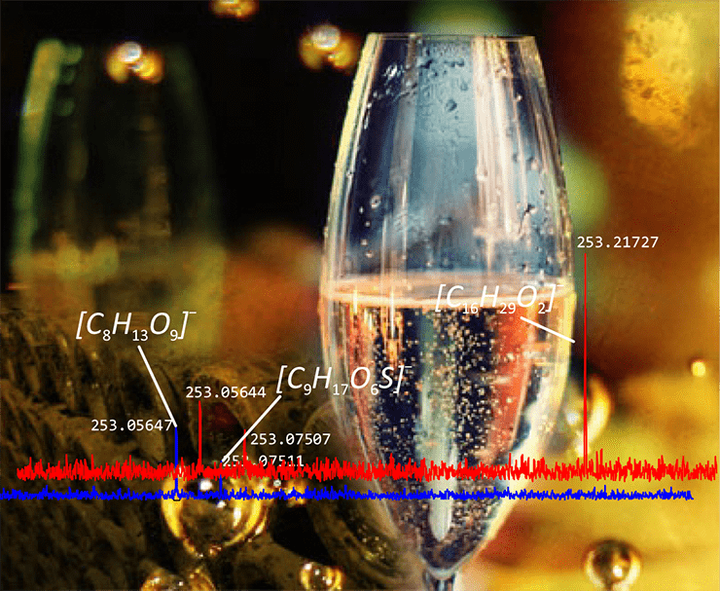 Всё дело в волшебных пузырьках… в шампанском