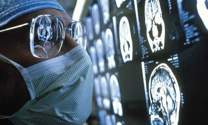 Белок альфа-синуклеин — важный участник проявления болезни Паркинсона?